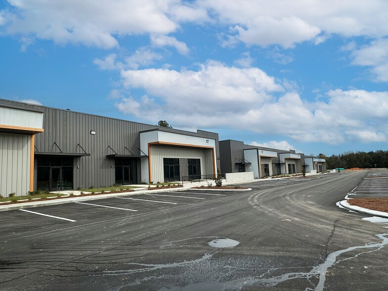 More Photos Of 13295 Business 331, Freeport Unknown For Lease