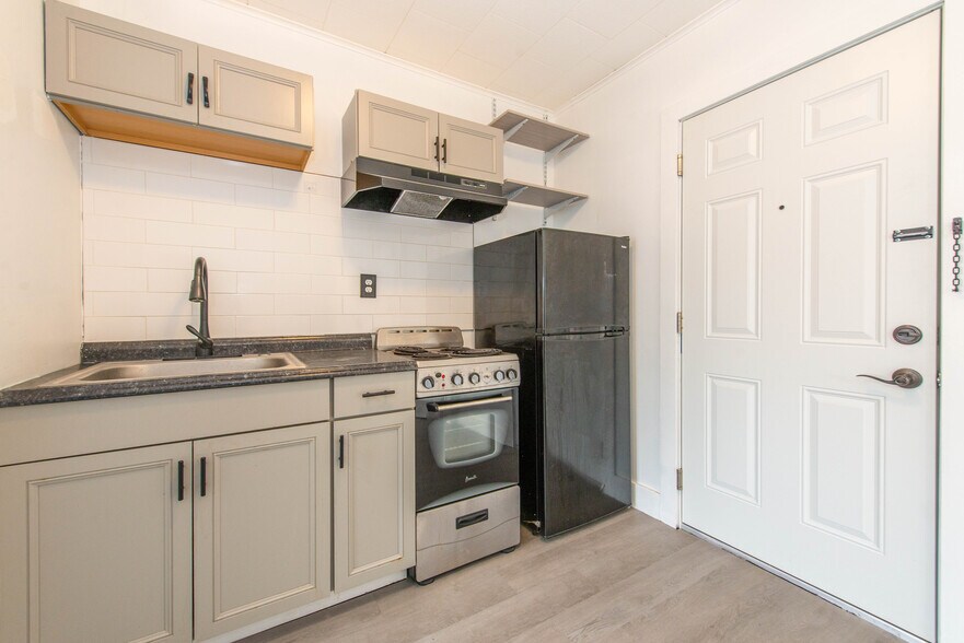 More Photos Of 22 E Quackenbush Ave, Dumont Apartments For Sale