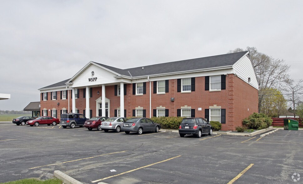 More Photos Of 9120 W Hampton Ave, Milwaukee Office For Sale