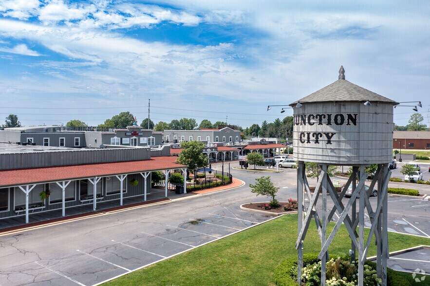 More Photos Of 5901 N Prospect Rd, Peoria Unknown For Lease