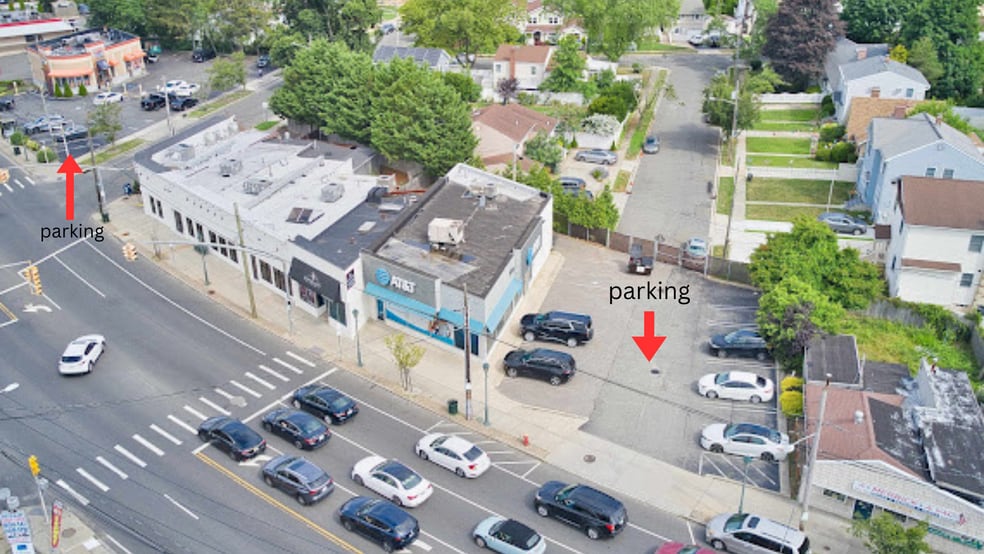 More Photos Of 190-196 Merrick Rd, Merrick Storefront For Lease