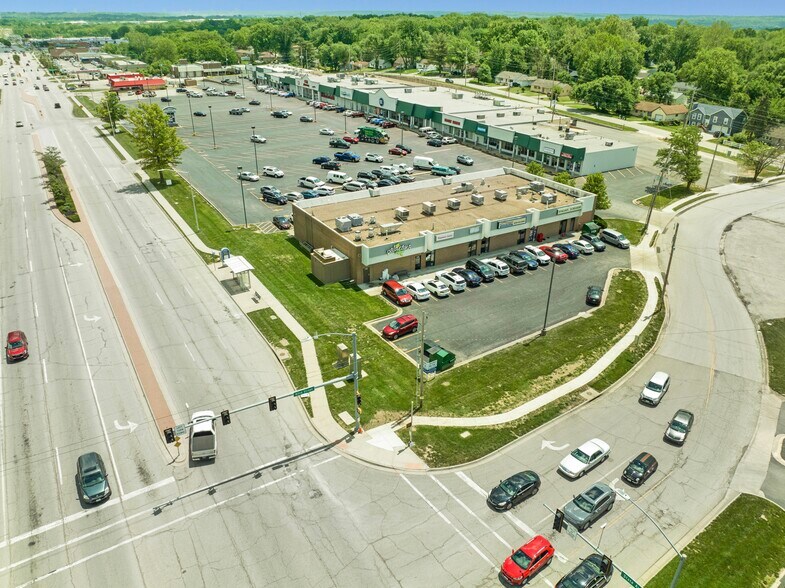 More Photos Of 8027-8135 State Ave, Kansas City General Retail For Lease