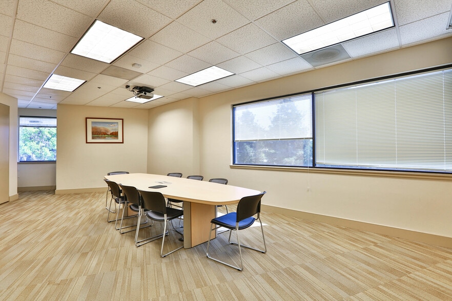 More Photos Of 3000 Lakeside Dr, Santa Clara Office For Lease