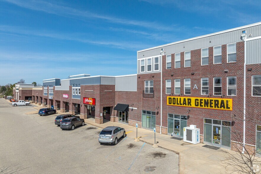 More Photos Of 6101 Lake Michigan Dr, Allendale Apartments For Lease