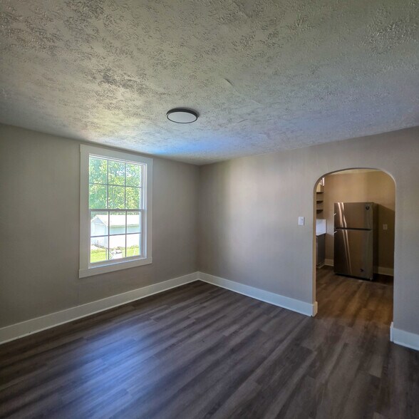 More Photos Of 318 Harding St, Danville Apartments For Sale