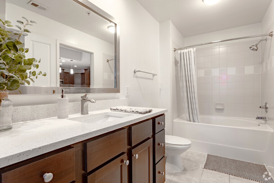 More Photos Of 1351 S Federal Hwy, Boynton Beach Apartments For Lease