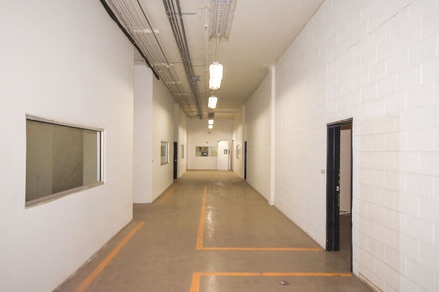 More Photos Of 1440 N Spring St, Los Angeles Warehouse For Lease