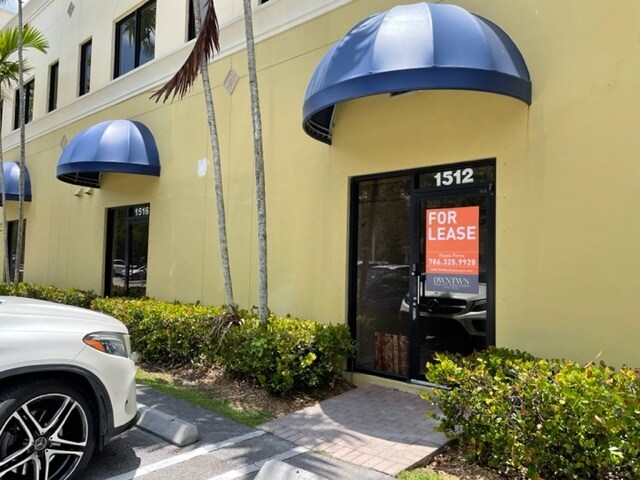 More Photos Of 1500-1548 Weston Rd, Weston Office For Lease