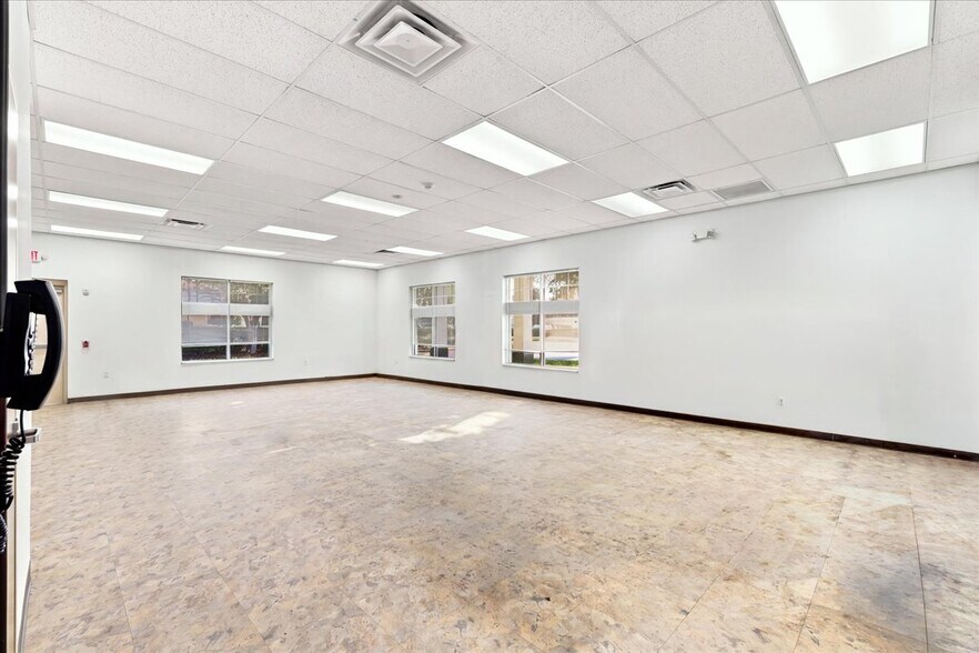 More Photos Of 191 Endicott Way, Deland Schools For Sale