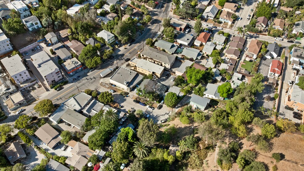 More Photos Of 1545 Duane St, Los Angeles Multifamily For Sale