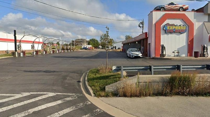 More Photos Of 12738 W 159th St, Homer Glen Carwash For Sale