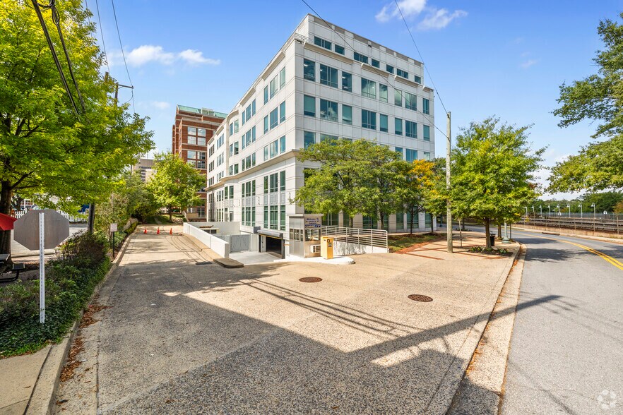 More Photos Of 21 Church St, Rockville Office For Lease