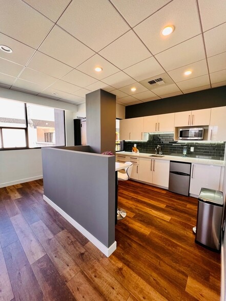 More Photos Of 11965 Venice Blvd, Los Angeles Loft Creative Space For Lease