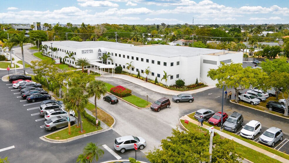 More Photos Of 2623 S Seacrest Blvd, Boynton Beach Medical For Lease