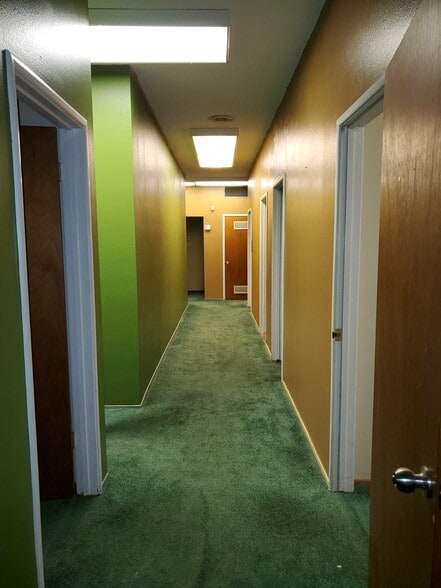 More Photos Of 1343-1353 W Main St, Merced General Retail For Sale