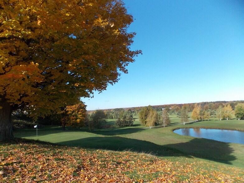 More Photos Of 37067 Nys Route 12, Clayton Hotel For Sale