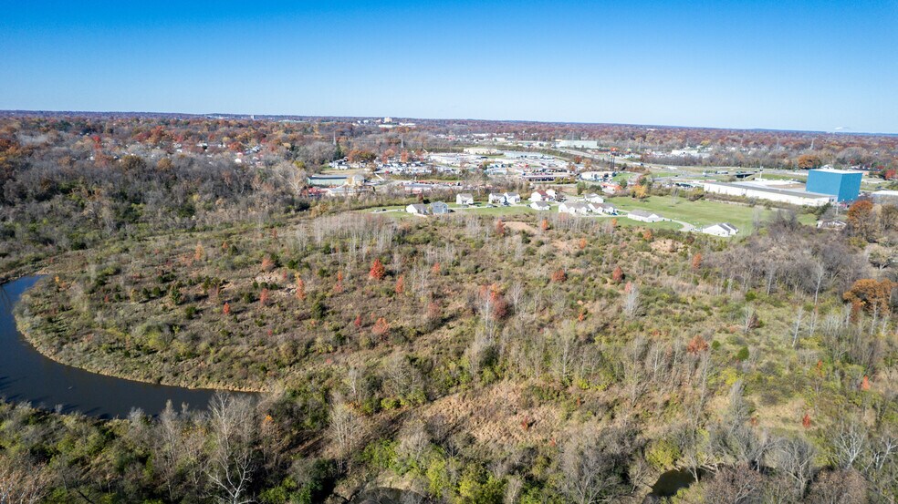 More Photos Of 10927-10939 Bellefontaine Estates Ct, Saint Louis Land For Sale