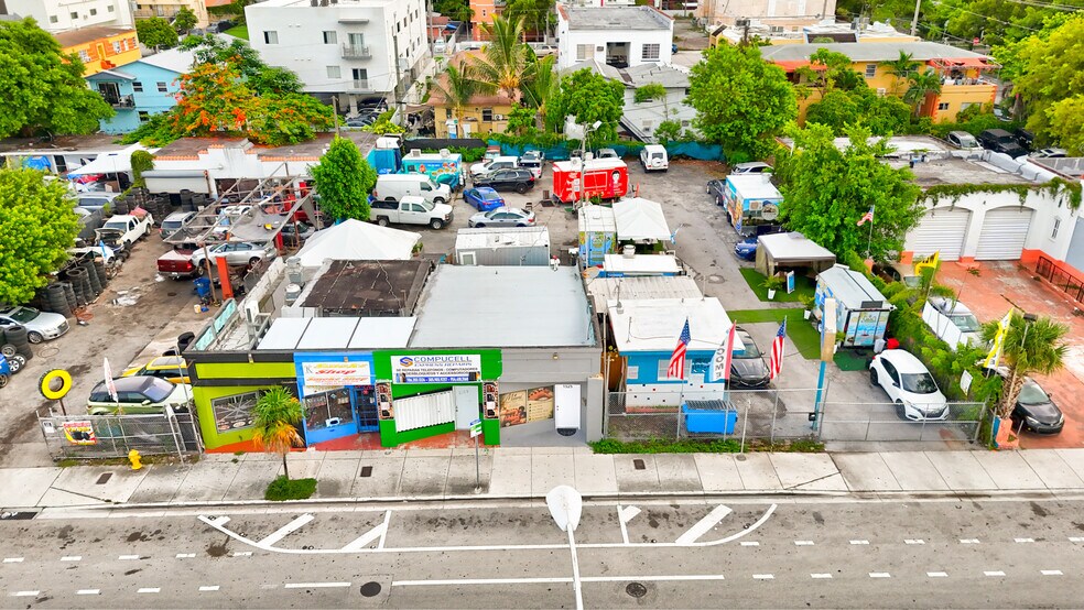 More Photos Of 1523-1527 W Flagler St, Miami Freestanding For Lease