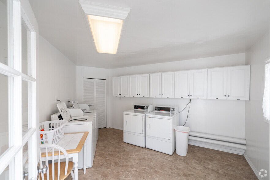 More Photos Of 200-202 E Huntington Dr, Alhambra Apartments For Sale