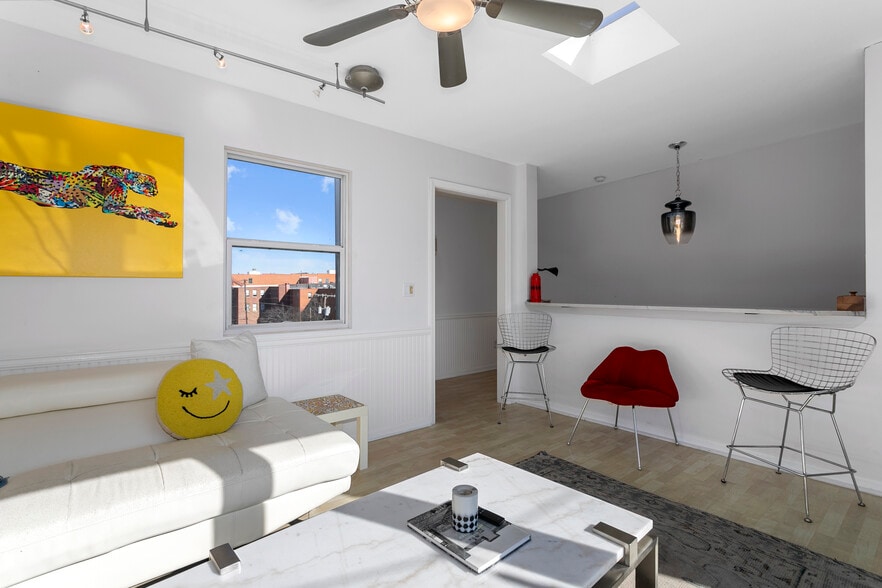 More Photos Of 120-122 W 5th St, Kansas City Storefront Retail Residential For Sale