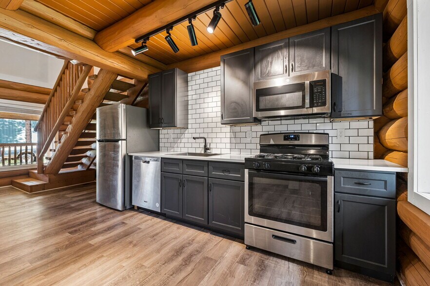 More Photos Of 7100 County Road 501, Bayfield Lodge Meeting Hall For Sale