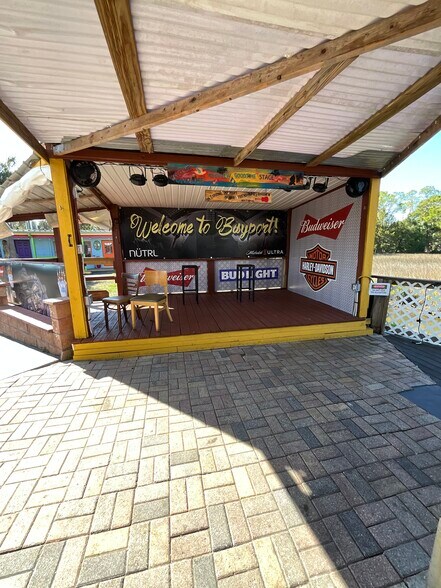 More Photos Of 4835 Cortez Blvd, Spring Hill Restaurant For Sale