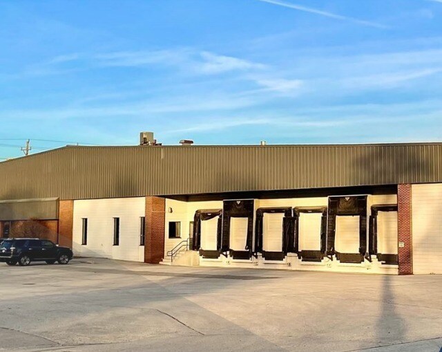 Primary Photo Of 7300 N 60th St, Milwaukee Warehouse For Lease