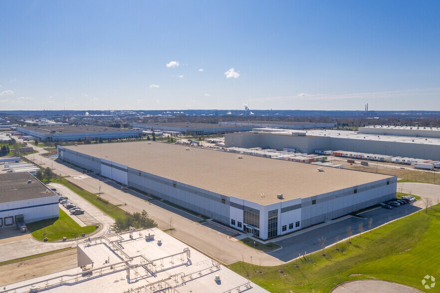 More Photos Of 1200 N Schmidt Rd, Romeoville Warehouse For Lease