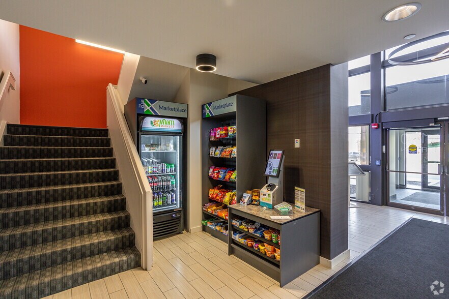 More Photos Of 100 Pennsylvania Ave, Framingham Office For Sale