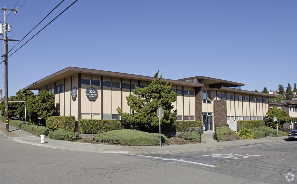 Primary Photo Of 1320 Apple Ave, Hayward Medical For Lease