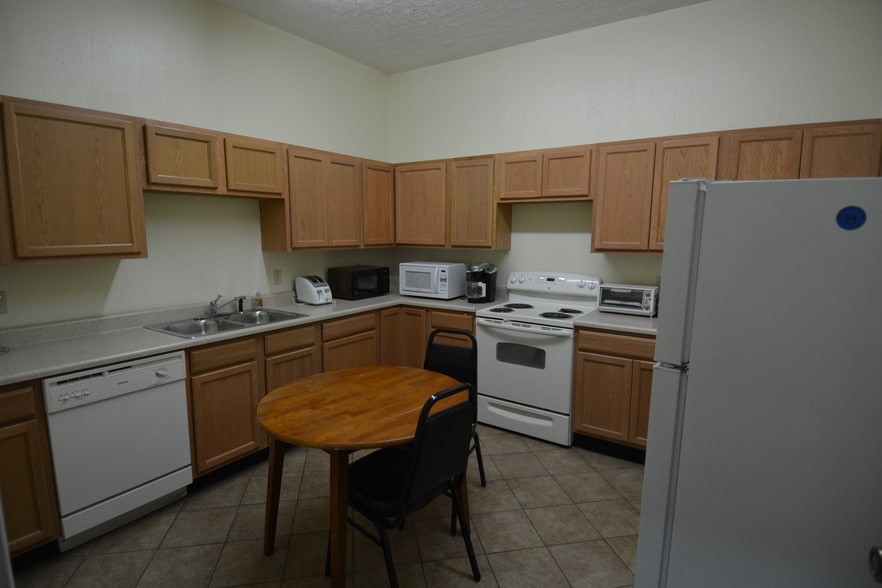 More Photos Of 3380 Successful Way, Dayton Office For Sale