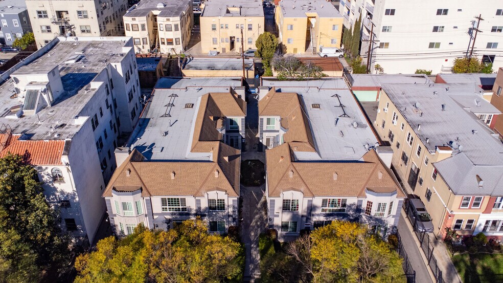 More Photos Of , Los Angeles Multifamily For Sale