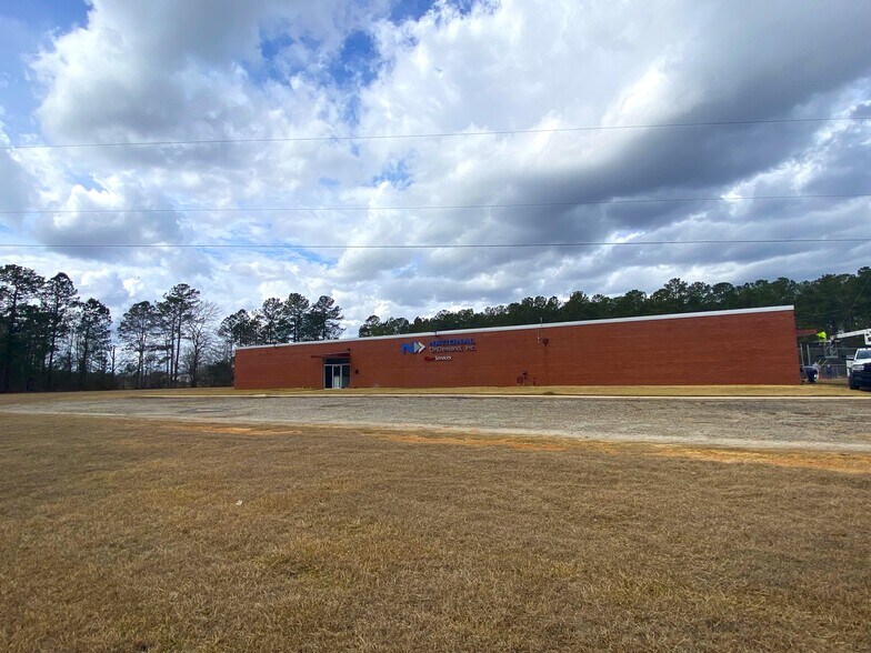 More Photos Of 1212 F.R. Huff Dr, St Matthews Manufacturing For Lease