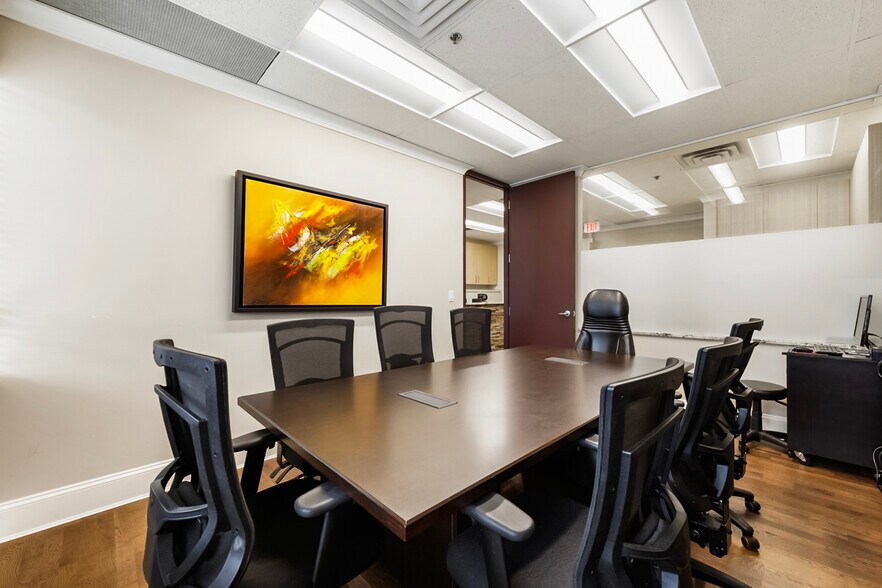 More Photos Of 6351 197th St, Langley Office For Sale