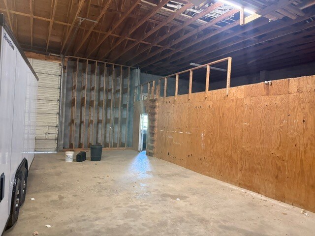 More Photos Of 48 Morgantown Rd, Natchez Warehouse For Sale