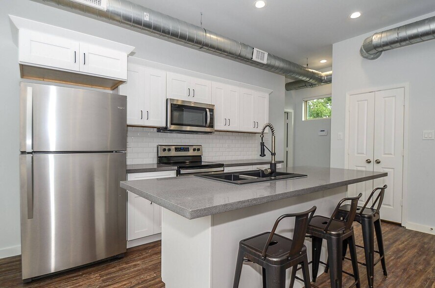 More Photos Of 3424-3426 Tuam St, Houston Apartments For Sale