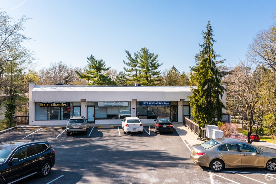 More Photos Of 200 Monument Rd, Bala Cynwyd Office For Lease