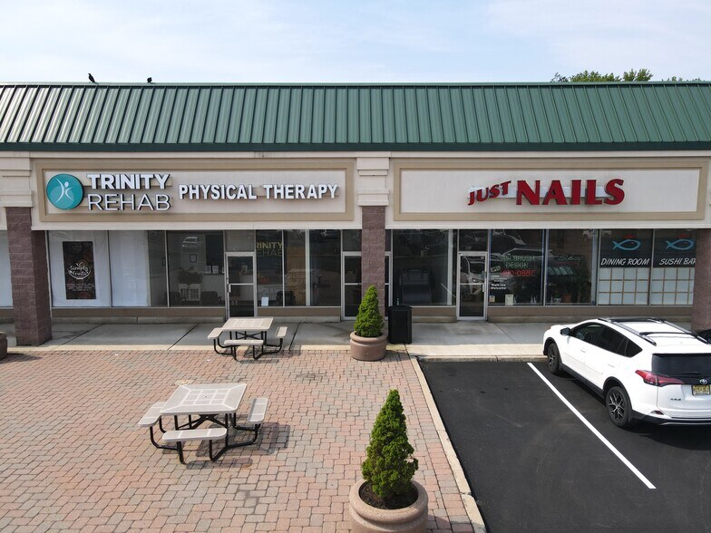 More Photos Of 440 US Highway 130, East Windsor Unknown For Lease