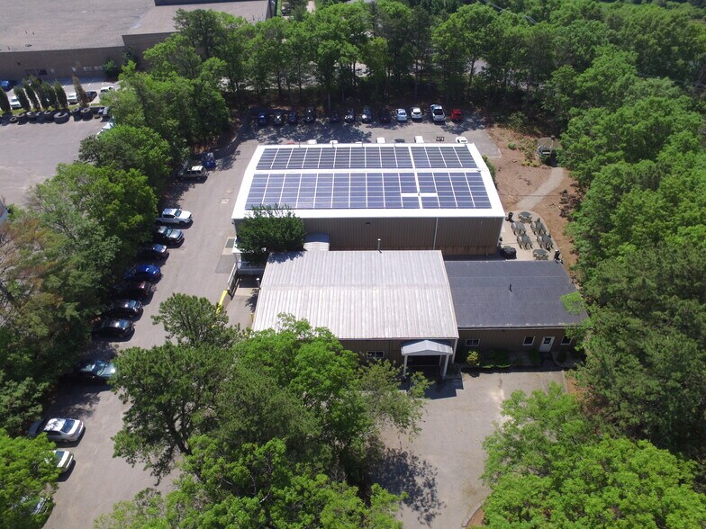 Primary Photo Of 50 Aldrin Rd, Plymouth Flex For Lease