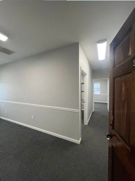 More Photos Of 7800 Cooper Rd, Montgomery Medical For Lease