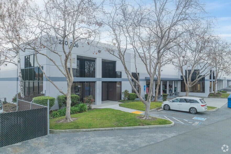 More Photos Of 200-230 Railroad Ave, Milpitas Unknown For Lease