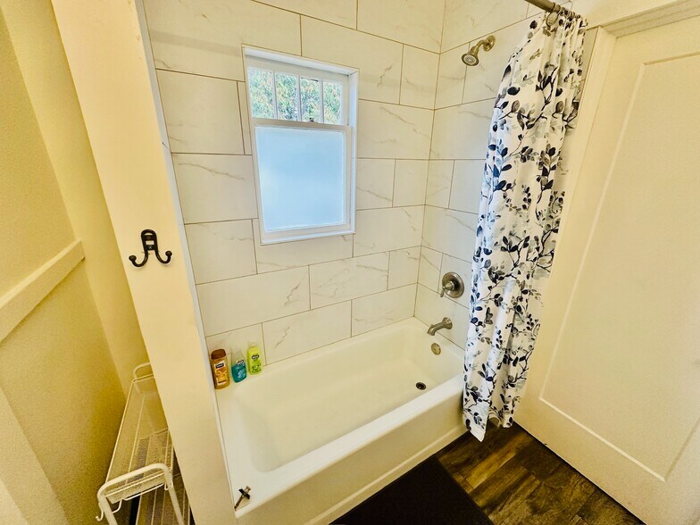 More Photos Of 423 Mill St, Reno Office For Lease