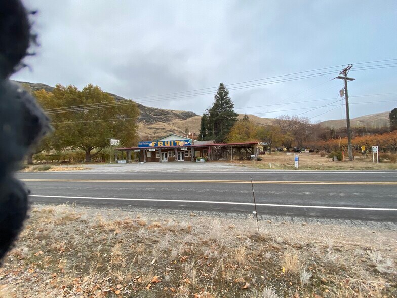 More Photos Of 53 WA-153, Pateros Land For Sale
