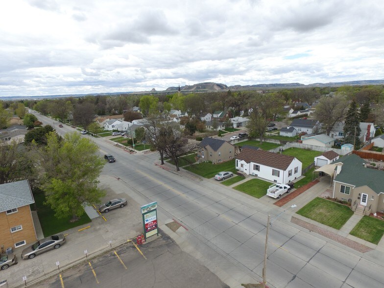 More Photos Of 2621 5th Ave, Scottsbluff Storefront Retail Office For Sale