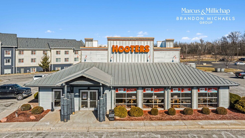 More Photos Of 1101 Woodland Springs Ct, Columbia Restaurant For Sale