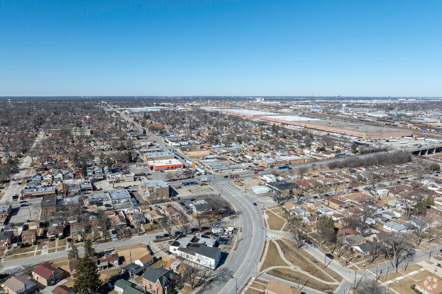 More Photos Of 4019 Saint Charles Rd, Bellwood Fast Food For Sale