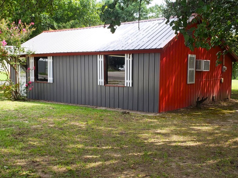 More Photos Of 306 Easton St. St, Allen Office Residential For Sale