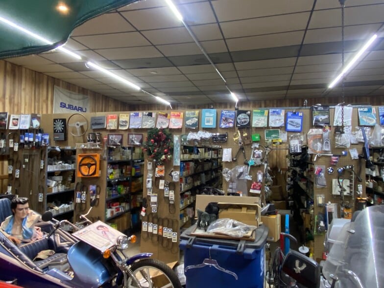 More Photos Of , Toledo General Retail For Sale