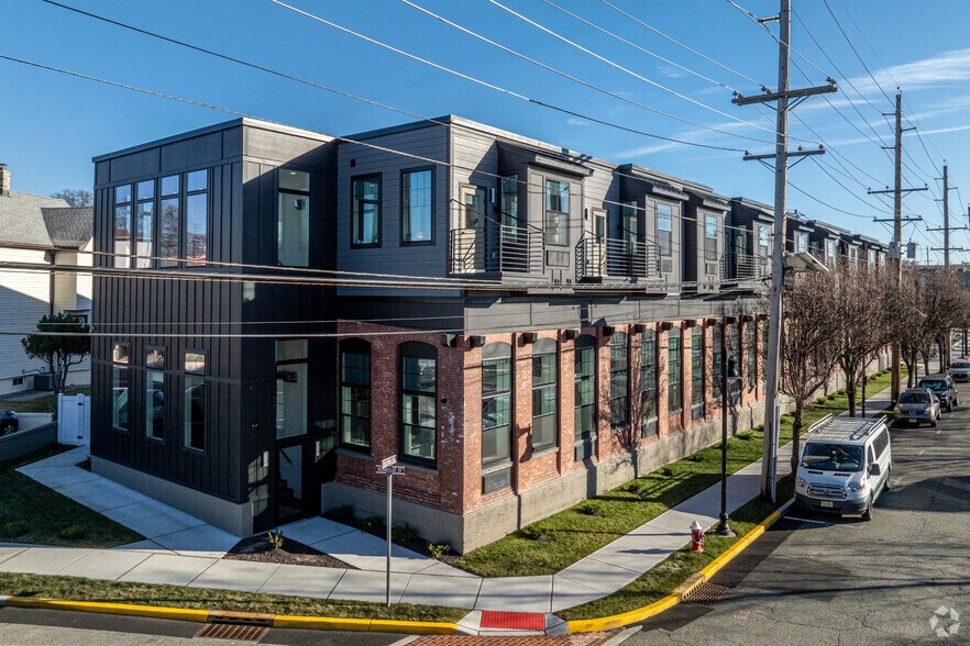 More Photos Of 315 Railroad Ave, East Rutherford Apartments For Sale