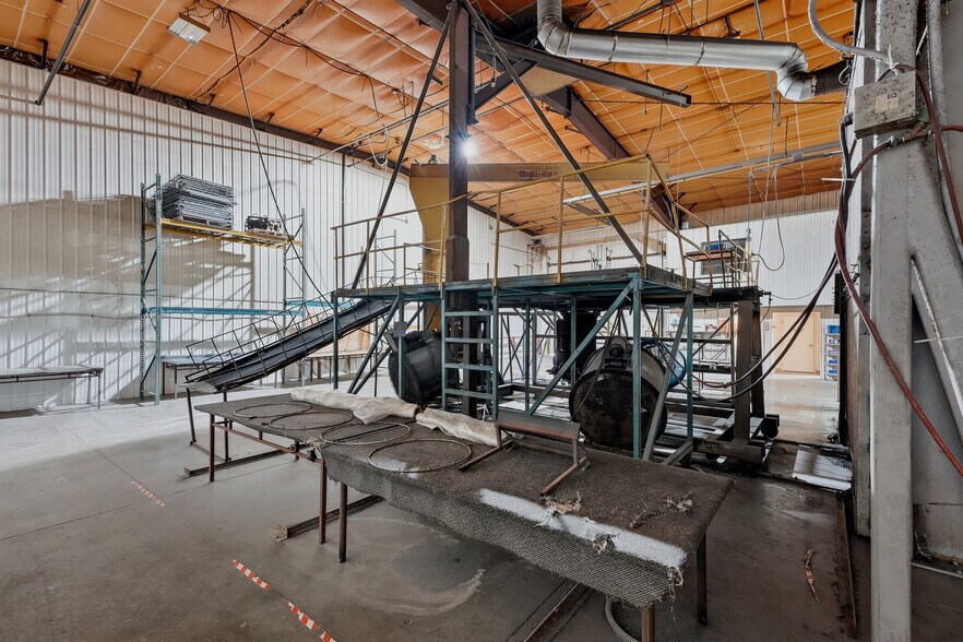 More Photos Of 16658 11th St NE, Little Falls Warehouse For Sale